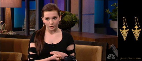 Jessica Winzelberg Jewelry on Abigail Breslin on the Tonight Show